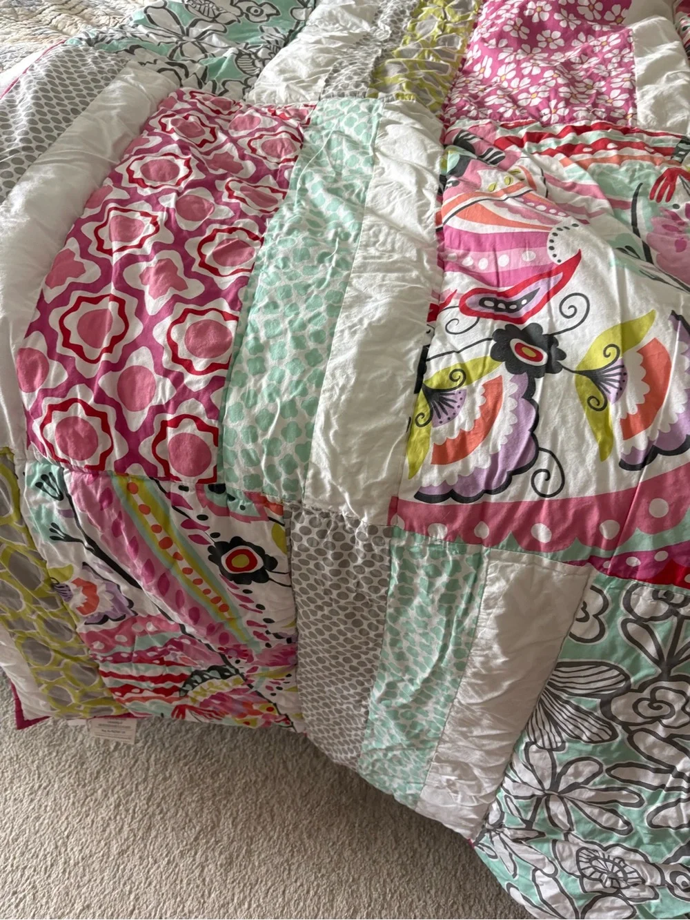 Pottery Barn Teen - Quilted Patchwork Comforter in Pink, Aqua & White